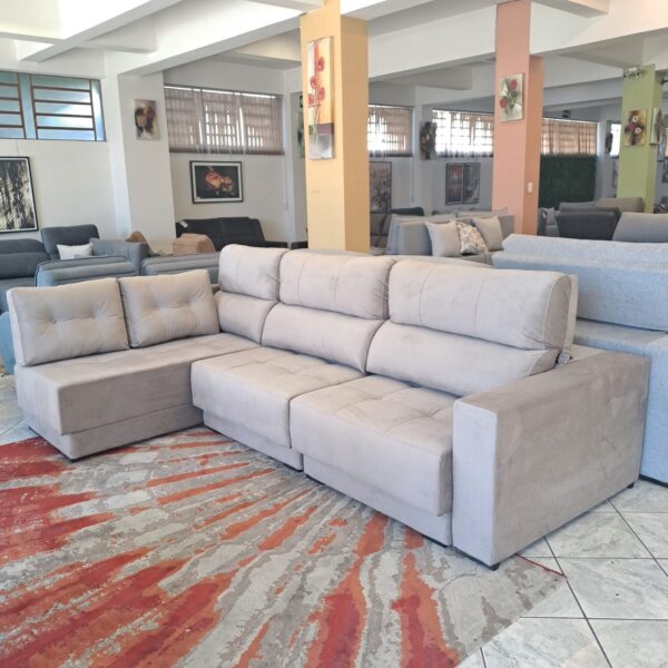 SOFÁ RETRÁTIL VENEZA CANTO CHAISE 2,90 X 1,90 X 1,10 ASSENTOS MOLAS BRAÇO 20CM TECIDO 241